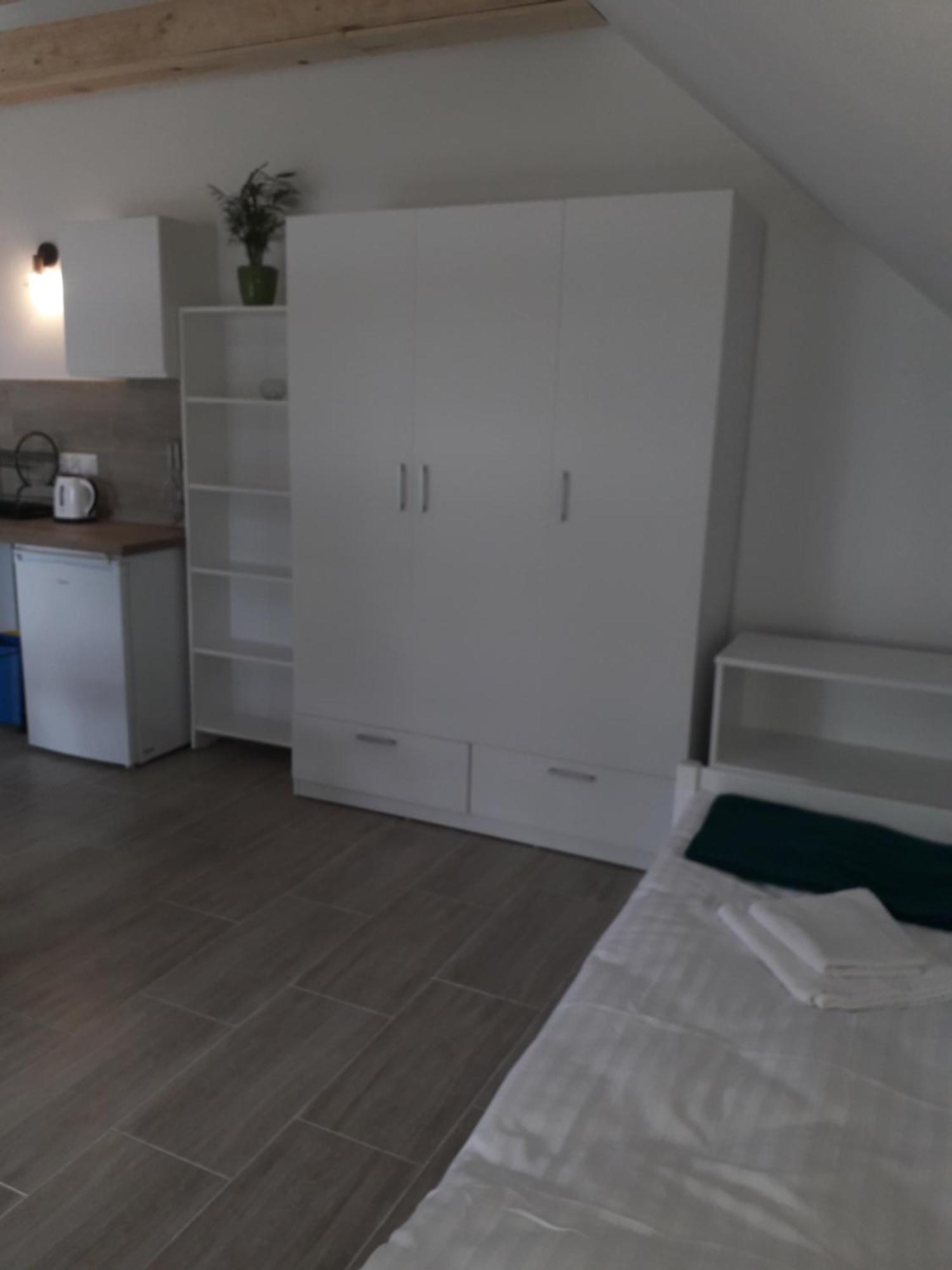 Paprotowka Apartament Wiosenny Paprotno Extérieur photo